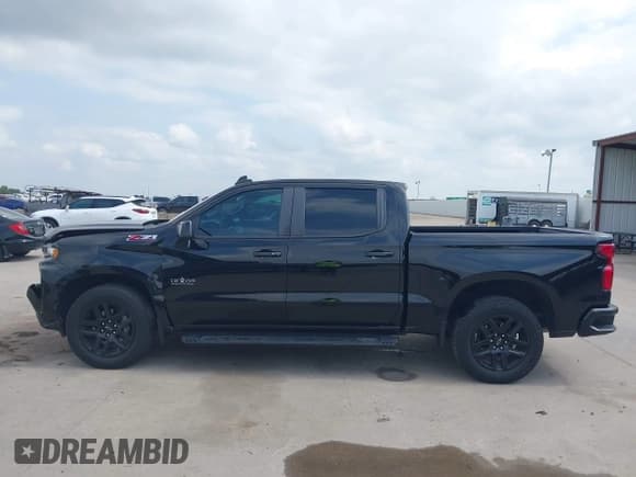 ✅ 2022 Chevrolet Silverado 1500 RST • VIN: 1GCUYEED7NZ101042 • Лот: 43117117. Опубликован ранее на IAAI с пробегом 31 952 миль. Бесплатный доступ к архиву аукционных продаж из США и подробный отчёт об истории автомобиля на DreamBid. Изображение 15.