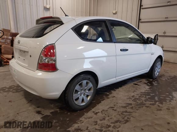 ✅ 2011 Hyundai Accent GS • VIN: KMHCM3AC0BU206860 • Лот: 41368833. Опубликован ранее на IAAI с пробегом 164 545 миль. Бесплатный доступ к архиву аукционных продаж из США и подробный отчёт об истории автомобиля на DreamBid. Изображение 4.