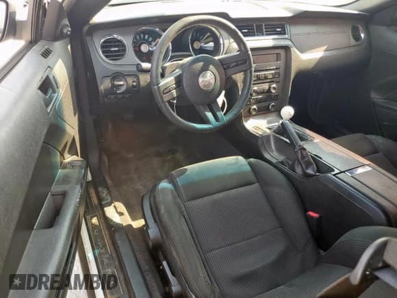 ✅ 2011 Ford Mustang GT Premium • VIN: 1ZVBP8CF9B5117663 • Лот: 67475185. Опубликован ранее на Copart с пробегом 170 424 миль. Бесплатный доступ к архиву аукционных продаж из США и подробный отчёт об истории автомобиля на DreamBid. Изображение 8.