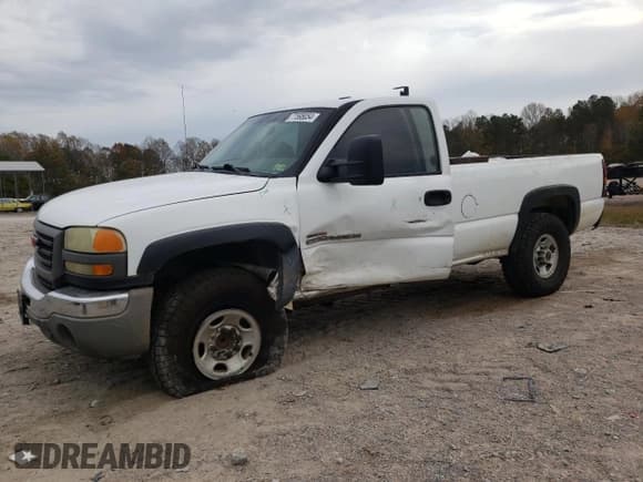 ✅ 2004 GMC Sierra 1500 • VIN: 1GTHC24204E339688 • Lot: 77595054. Wystawiony na Copart z przebiegiem 230 719 mil. Bezpłatny archiwum sprzedaży aukcyjnych z USA i szczegółowy raport historii pojazdu na DreamBid. Zdjęcie 1.