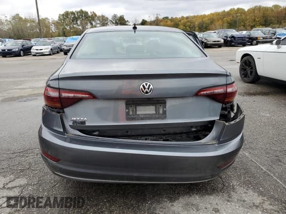✅ 2019 Volkswagen Jetta S • VIN: 3VWC57BU9KM149544 • Lot: 90347765. Listed on Copart with 82,178 mi. Free auction sales archive from the USA and detailed vehicle history report at DreamBid. Image 6.