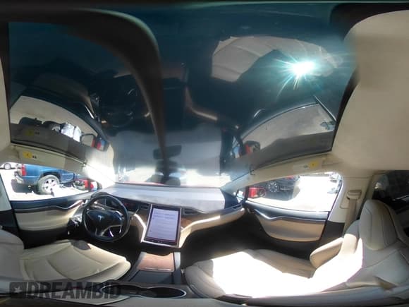 ✅ 2017 Tesla Model X 90D • VIN: 5YJXCBE2XHF040417 • Lot: 42826696. Wystawiony na IAAI z przebiegiem 43 624 mil. Bezpłatny archiwum sprzedaży aukcyjnych z USA i szczegółowy raport historii pojazdu na DreamBid. Zdjęcie 21.