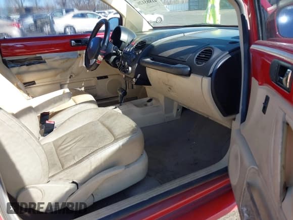 ✅ 2007 Volkswagen Beetle • VIN: 3VWSW31C87M518282 • Lot: 41885126. Listed on IAAI with 179,047 mi. Free auction sales archive from the USA and detailed vehicle history report at DreamBid. Image 5.