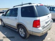✅ 2005 Ford Explorer Eddie Bauer • VIN: 1FMZU64W85ZA54450 • Lot: 43174280. Wystawiony na IAAI z przebiegiem 206 009 mil. Bezpłatny archiwum sprzedaży aukcyjnych z USA i szczegółowy raport historii pojazdu na DreamBid. Zdjęcie 3.