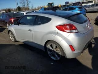 ✅ 2013 Hyundai Veloster w/Black Int • VIN: KMHTC6AD7DU086250 • Lot: 88927285. Wystawiony na Copart z przebiegiem 171 779 mil. Bezpłatny archiwum sprzedaży aukcyjnych z USA i szczegółowy raport historii pojazdu na DreamBid. Zdjęcie 2.