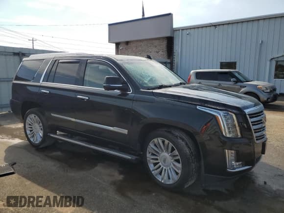 ✅ 2016 Cadillac Escalade Platinum • VIN: 1GYS4DKJ7GR396552 • Лот: 80467095. Опубликован ранее на Copart с пробегом Не указан. Бесплатный доступ к архиву аукционных продаж из США и подробный отчёт об истории автомобиля на DreamBid. Изображение 4.