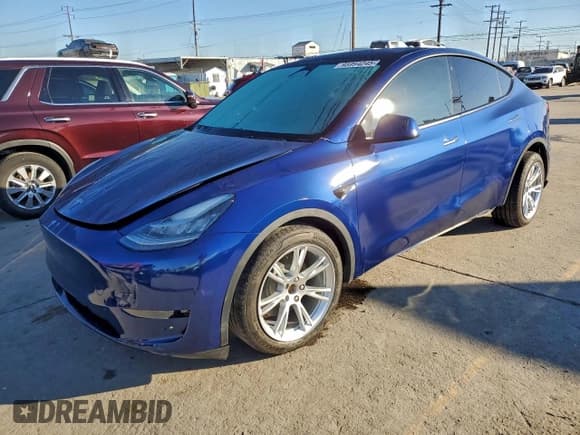 ✅ 2023 Tesla Model Y Long Range • VIN: 7SAYGDEE6PA058975 • Лот: 95994245. Опубликован ранее на Copart с пробегом 33 267 миль. Бесплатный доступ к архиву аукционных продаж из США и подробный отчёт об истории автомобиля на DreamBid. Изображение 1.
