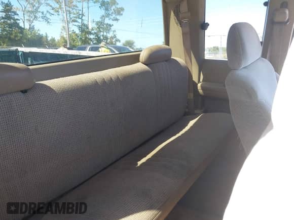 1998 GMC Sierra 1500 с VIN 1GTEC19M2WE516655, выставлен на аукционе IAAI как лот 43478069 с пробегом 291 486 миль миль и . История ставок и продаж доступна на DreamBid. Изображение 8.