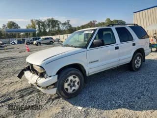 ✅ 2004 Chevrolet Blazer LS • VIN: 1GNDT13X84K119617 • Lot: 81716905. Wystawiony na Copart z przebiegiem 90 766 mil. Bezpłatny archiwum sprzedaży aukcyjnych z USA i szczegółowy raport historii pojazdu na DreamBid. Zdjęcie 1.