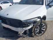 ✅ 2025 Mercedes-Benz GLC 300 • VIN: W1NKM4GB3SF320370 • Lot: 42622649. Wystawiony na IAAI z przebiegiem 1 787 mil. Bezpłatny archiwum sprzedaży aukcyjnych z USA i szczegółowy raport historii pojazdu na DreamBid. Zdjęcie 6.