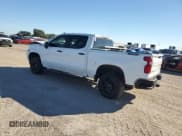✅ 2023 Chevrolet Silverado 1500 LT Trail Boss • VIN: 3GCUDFED8PG285668 • Lot: 85270945. Wystawiony na Copart z przebiegiem 43 851 mil. Bezpłatny archiwum sprzedaży aukcyjnych z USA i szczegółowy raport historii pojazdu na DreamBid. Zdjęcie 2.