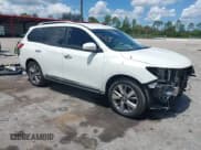 ✅ 2013 Nissan Pathfinder S • VIN: 5N1AR2MN8DC637827 • Lot: 42517373. Wystawiony na IAAI z przebiegiem 125 122 mil. Bezpłatny archiwum sprzedaży aukcyjnych z USA i szczegółowy raport historii pojazdu na DreamBid. Zdjęcie 1.
