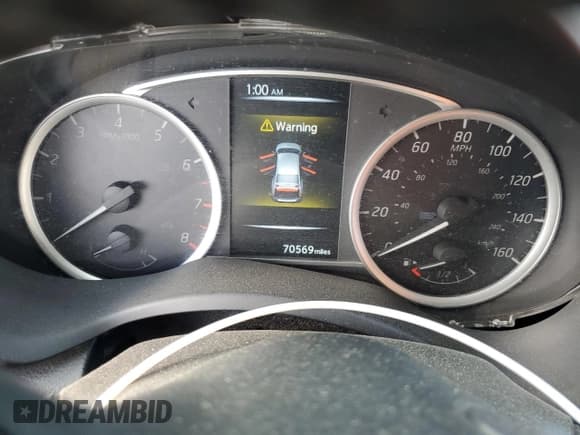 ✅ 2018 Nissan Sentra SR • VIN: 3N1AB7AP7JY347175 • Lot: 92289005. Listed on Copart with 70,569 mi. Free auction sales archive from the USA and detailed vehicle history report at DreamBid. Image 9.