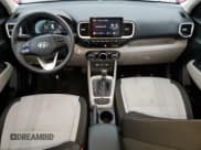 ✅ 2024 Hyundai Venue SEL • VIN: KMHRC8A34RU283039 • Lot: 42299655. Listed on Copart with 31,424 mi. Free auction sales archive from the USA and detailed vehicle history report at DreamBid. Image 8.