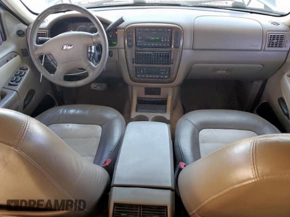 ✅ 2004 Ford Explorer Eddie Bauer • VIN: 1FMZU64WX4UB01733 • Lot: 82150835. Wystawiony na Copart z przebiegiem 178 923 mil. Bezpłatny archiwum sprzedaży aukcyjnych z USA i szczegółowy raport historii pojazdu na DreamBid. Zdjęcie 8.