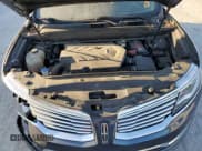 ✅ 2017 Lincoln MKX Reserve • VIN: 2LMPJ8LP0HBL11201 • Lot: 81899495. Listed on Copart with 105,075 mi. Free auction sales archive from the USA and detailed vehicle history report at DreamBid. Image 12.