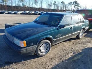 ✅ 1993 Volvo 900 GLS • VIN: YV1JS8833P3120728 • Lot: 41766825. Wystawiony na IAAI z przebiegiem 144 552 mil. Bezpłatny archiwum sprzedaży aukcyjnych z USA i szczegółowy raport historii pojazdu na DreamBid. Zdjęcie 2.