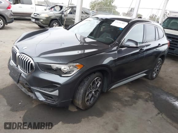 ✅ 2021 BMW X1 sDrive28i • VIN: WBXJG7C08M5S35553 • Lot: 43176705. Wystawiony na IAAI z przebiegiem 44 732 mil. Bezpłatny archiwum sprzedaży aukcyjnych z USA i szczegółowy raport historii pojazdu na DreamBid. Zdjęcie 2.