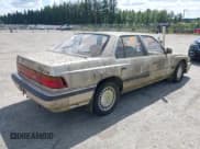 ✅ 1990 Acura Legend • VIN: JH4KA4667LC040814 • Lot: 42639592. Wystawiony na IAAI z przebiegiem 151 008 mil. Bezpłatny archiwum sprzedaży aukcyjnych z USA i szczegółowy raport historii pojazdu na DreamBid. Zdjęcie 4.
