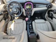 ✅ 2016 MINI Hardtop 4 Door S • VIN: WMWXU3C53G2D30337 • Lot: 67991075. Listed on Copart with 130,186 mi. Free auction sales archive from the USA and detailed vehicle history report at DreamBid. Image 8.