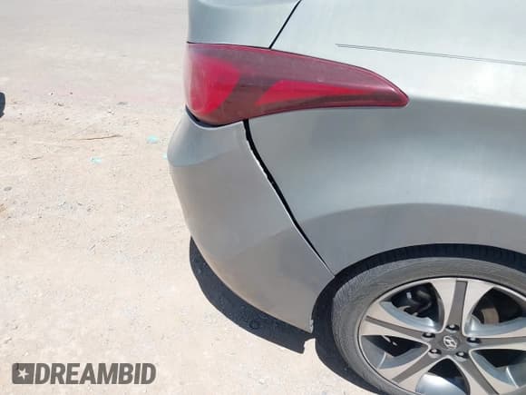 ✅ 2015 Hyundai Elantra Sport • VIN: KMHDH4AH4FU382729 • Lot: 42132468. Listed on IAAI with 76,445 mi. Free auction sales archive from the USA and detailed vehicle history report at DreamBid. Image 6.