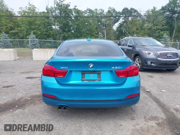 ✅ 2018 BMW 4 Series 430i xDrive • VIN: WBA4J3C53JBG97192 • Lot: 42945959. Listed on IAAI with 99,858 mi. Free auction sales archive from the USA and detailed vehicle history report at DreamBid. Image 17.
