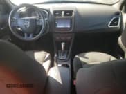 ✅ 2013 Dodge Avenger SE • VIN: 1C3CDZAB9DN551496 • Лот: 76565564. Опубликован ранее на Copart с пробегом 208 132 миль. Бесплатный доступ к архиву аукционных продаж из США и подробный отчёт об истории автомобиля на DreamBid. Изображение 8.