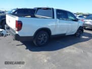 ✅ 2023 Honda Ridgeline Sport • VIN: 5FPYK3F14PB059652 • Lot: 43327139. Wystawiony na IAAI z przebiegiem 21 729 mil. Bezpłatny archiwum sprzedaży aukcyjnych z USA i szczegółowy raport historii pojazdu na DreamBid. Zdjęcie 4.