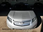 ✅ 2013 Chevrolet Volt • VIN: 1G1RE6E40DU123084 • Lot: 79946714. Wystawiony na Copart z przebiegiem 226 132 mil. Bezpłatny archiwum sprzedaży aukcyjnych z USA i szczegółowy raport historii pojazdu na DreamBid. Zdjęcie 5.