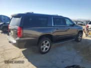 ✅ 2018 Chevrolet Suburban Premier • VIN: 1GNSCJKC7JR188937 • Lot: 49741655. Wystawiony na Copart z przebiegiem 106 956 mil. Bezpłatny archiwum sprzedaży aukcyjnych z USA i szczegółowy raport historii pojazdu na DreamBid. Zdjęcie 3.