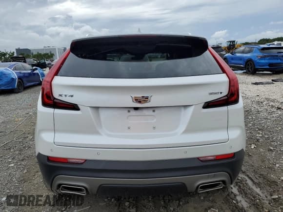 ✅ 2023 Cadillac XT4 FWD Premium Luxury • VIN: 1GYFZCR4XPF169175 • Лот: 81222065. Опубликован ранее на Copart с пробегом 6 254 миль. Бесплатный доступ к архиву аукционных продаж из США и подробный отчёт об истории автомобиля на DreamBid. Изображение 6.