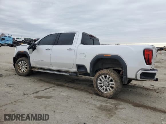 ✅ 2021 GMC Sierra 3500HD Denali • VIN: 1GT49WEY2MF223992 • Лот: 44362795. Опубликован ранее на Copart с пробегом 105 489 миль. Бесплатный доступ к архиву аукционных продаж из США и подробный отчёт об истории автомобиля на DreamBid. Изображение 2.