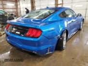 ✅ 2021 Ford Mustang EcoBoost • VIN: 1FA6P8TH5M5117612 • Lot: 45970355. Wystawiony na Copart z przebiegiem 42 379 mil. Bezpłatny archiwum sprzedaży aukcyjnych z USA i szczegółowy raport historii pojazdu na DreamBid. Zdjęcie 3.