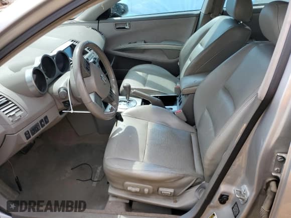 ✅ 2006 Nissan Maxima SE • VIN: 1N4BA41E06C854569 • Lot: 69579414. Listed on Copart with 203,531 mi. Free auction sales archive from the USA and detailed vehicle history report at DreamBid. Image 7.