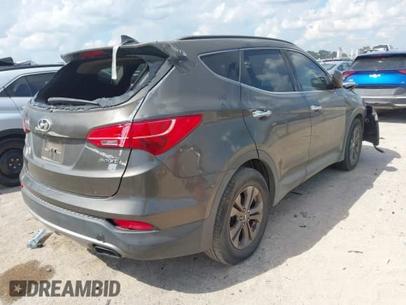 ✅ 2014 Hyundai Santa Fe • VIN: 5XYZU3LB7EG127100 • Лот: 43396779. Опубликован ранее на IAAI с пробегом 228 973 миль. Бесплатный доступ к архиву аукционных продаж из США и подробный отчёт об истории автомобиля на DreamBid. Изображение 4.