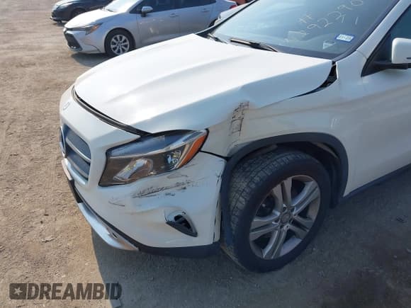 ✅ 2015 Mercedes-Benz GLA 250 • VIN: WDCTG4GB3FJ076493 • Lot: 42922906. Wystawiony na IAAI z przebiegiem 130 136 mil. Bezpłatny archiwum sprzedaży aukcyjnych z USA i szczegółowy raport historii pojazdu na DreamBid. Zdjęcie 6.