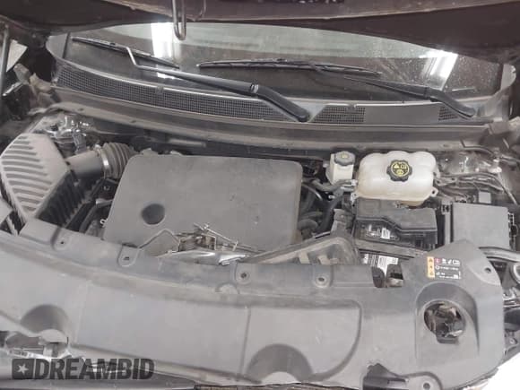 ✅ 2020 Chevrolet Traverse LS • VIN: 1GNERFKW1LJ185651 • Lot: 41937135. Listed on IAAI with 81,714 mi. Free auction sales archive from the USA and detailed vehicle history report at DreamBid. Image 10.