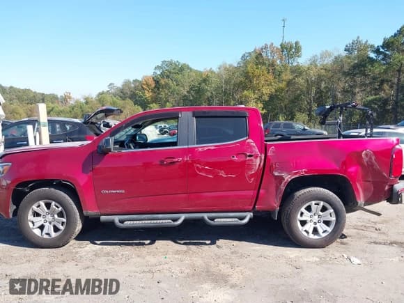 ✅ 2018 Chevrolet Colorado 2WD LT • VIN: 1GCGSCEN3J1308435 • Лот: 40654208. Опубликован ранее на IAAI с пробегом 117 124 миль. Бесплатный доступ к архиву аукционных продаж из США и подробный отчёт об истории автомобиля на DreamBid. Изображение 15.