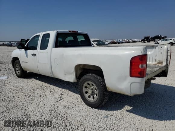 ✅ 2007 Chevrolet Silverado 1500 Work Truck • VIN: 1GCEC19027E563828 • Lot: 73979154. Listed on Copart with 291,919 mi. Free auction sales archive from the USA and detailed vehicle history report at DreamBid. Image 2.