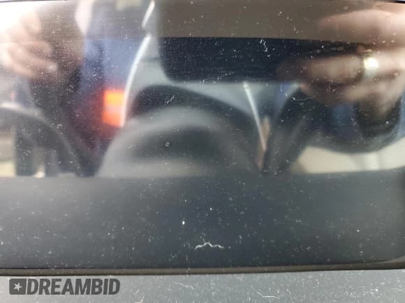 ✅ 2022 Audi e-tron Premium Plus • VIN: WA1LABGEXNB032371 • Lot: 81753974. Wystawiony na Copart z przebiegiem Nie podano. Bezpłatny archiwum sprzedaży aukcyjnych z USA i szczegółowy raport historii pojazdu na DreamBid. Zdjęcie 9.