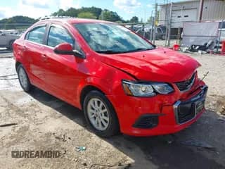2019 Chevrolet Sonic LT с VIN 1G1JC5SB4K4103935, выставлен на аукционе IAAI как лот 43128908 с пробегом 78 858 миль миль и . История ставок и продаж доступна на DreamBid. Изображение 1.