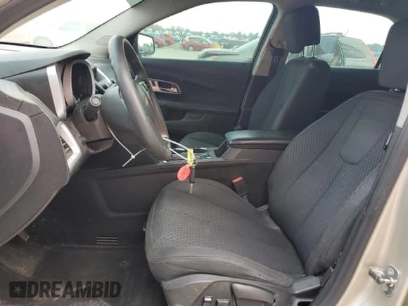 ✅ 2015 Chevrolet Equinox LS • VIN: 2GNALAEK6F1145351 • Lot: 81255215. Wystawiony na Copart z przebiegiem 159 999 mil. Bezpłatny archiwum sprzedaży aukcyjnych z USA i szczegółowy raport historii pojazdu na DreamBid. Zdjęcie 7.