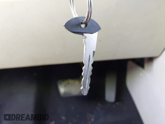 ✅ 2017 Dodge Grand Caravan SXT • VIN: 2C4RDGCG3HR806297 • Lot: 43615060. Listed on IAAI with 160,935 mi. Free auction sales archive from the USA and detailed vehicle history report at DreamBid. Image 11.