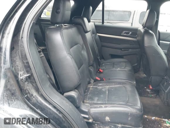 ✅ 2018 Ford Explorer XLT • VIN: 1FM5K8D84JGB28485 • Lot: 43700668. Listed on IAAI with 139,027 mi. Free auction sales archive from the USA and detailed vehicle history report at DreamBid. Image 8.