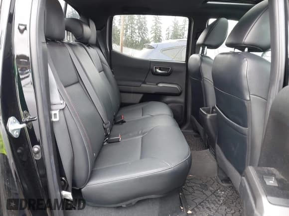 ✅ 2023 Toyota Tacoma SR • VIN: 3TYCZ5AN7PT132162 • Лот: 41787753. Опубликован ранее на IAAI с пробегом 26 689 миль. Бесплатный доступ к архиву аукционных продаж из США и подробный отчёт об истории автомобиля на DreamBid. Изображение 8.