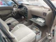 ✅ 1994 Toyota Camry LE • VIN: 4T1GK12W1RU020520 • Lot: 42767455. Wystawiony na IAAI z przebiegiem 276 166 mil. Bezpłatny archiwum sprzedaży aukcyjnych z USA i szczegółowy raport historii pojazdu na DreamBid. Zdjęcie 5.