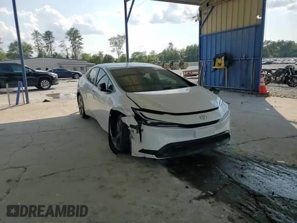 2025 Toyota Prius LE с VIN JTDACAAU5S3052468, выставлен на аукционе Copart как лот 81701345 с пробегом Не указан миль и Списание • Salvage title. История ставок и продаж доступна на DreamBid. Изображение 13.