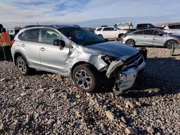 ✅ 2013 Subaru Crosstrek Premium • VIN: JF2GPACC2D2835650 • Lot: 81247294. Listed on Copart with 126,909 mi. Free auction sales archive from the USA and detailed vehicle history report at DreamBid. Image 14.