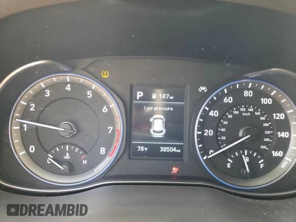 2019 Hyundai Kona SEL с VIN KM8K22AA5KU232753, выставлен на аукционе Copart как лот 36679353 с пробегом 38 504 миль миль и . История ставок и продаж доступна на DreamBid. Изображение 9.