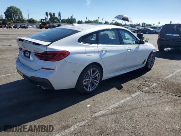 ✅ 2018 BMW 6 Series 640i xDrive • VIN: WBAJV6C53JBC99845 • Lot: 67973044. Wystawiony na Copart z przebiegiem 73 287 mil. Bezpłatny archiwum sprzedaży aukcyjnych z USA i szczegółowy raport historii pojazdu na DreamBid. Zdjęcie 3.